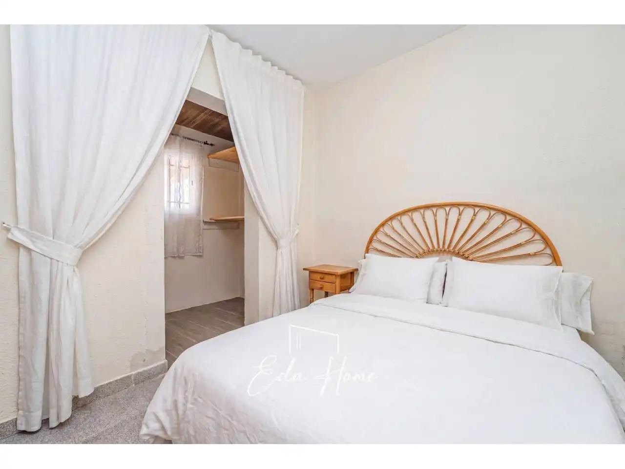 Bedroom of Houses for sale in Vilanova i la Geltrú
