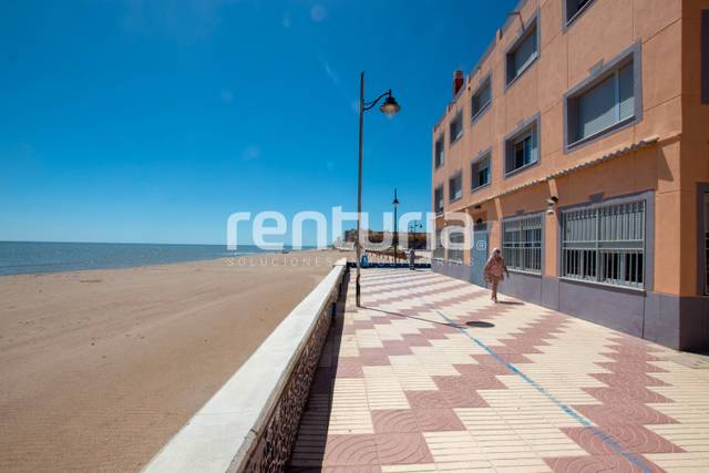 Local comercial en Venta en Carrer de Joan Garí en El Perelló