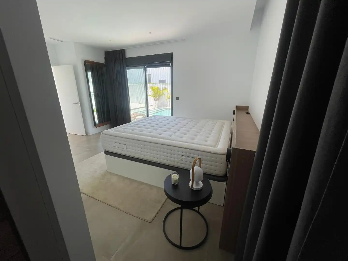 Habitación de Casa o chalet en venta en Chiclana de la Frontera con Aire acondicionado, Calefacción y Jardín privado