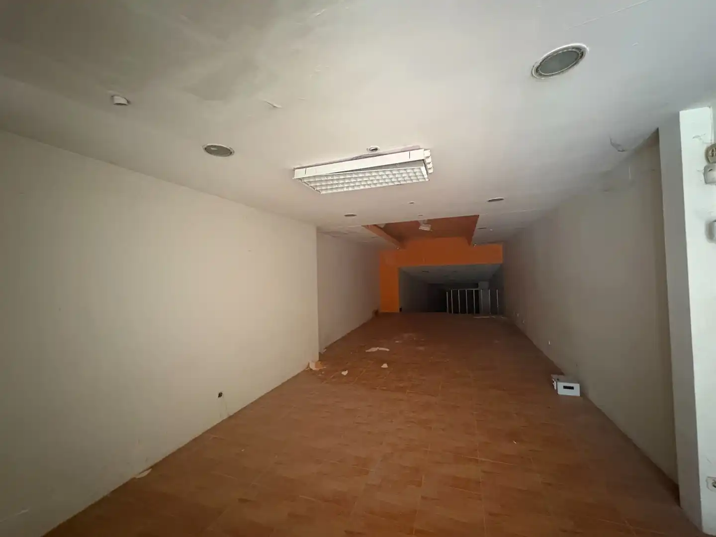 Local comercial en venta en Marquesa Viuda de Aldama 30, imagen 2