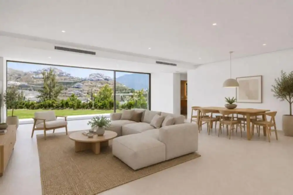 Apartment with pool to rent in La Quinta, imagen 2