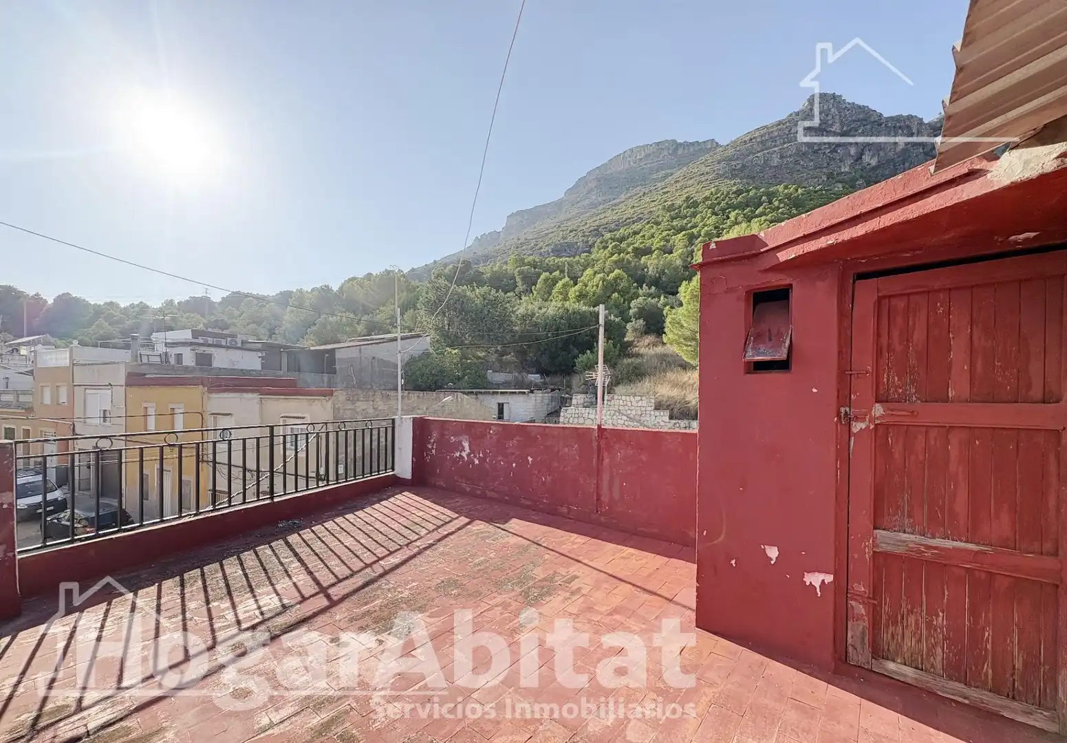 Vista exterior de Casa o chalet en venta en Tavernes de la Valldigna con Terraza, Trastero y Amueblado