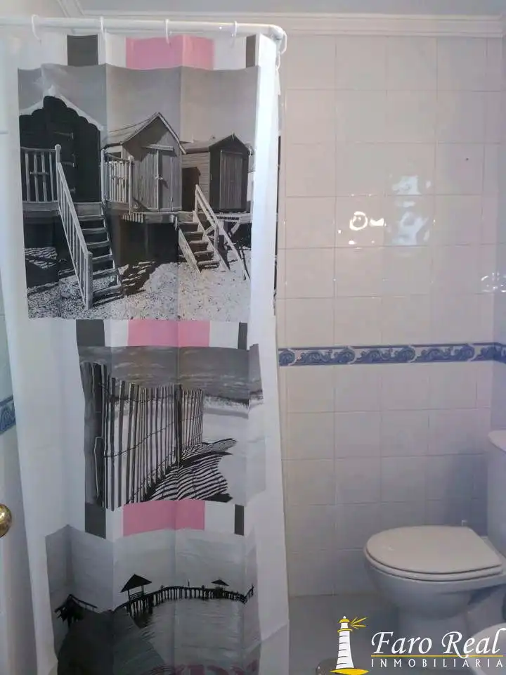 Bathroom of Detached homes for rent in Sanlúcar de Barrameda  with Air Conditioner, Private garden and Swimming Pool