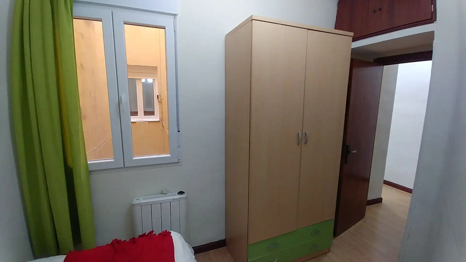 Schlafzimmer von Wohnung zur Miete in Madrid mit Heizung und Möbliert