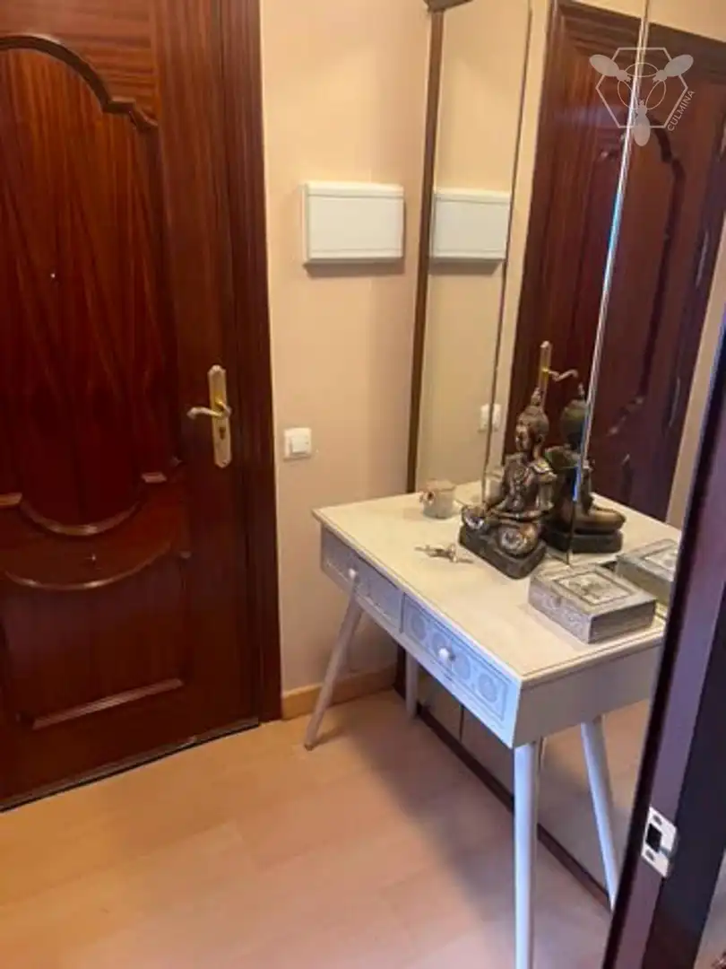 Dormitori de Pis en venda en Huelva amb Terrassa, Moblat i Balcó