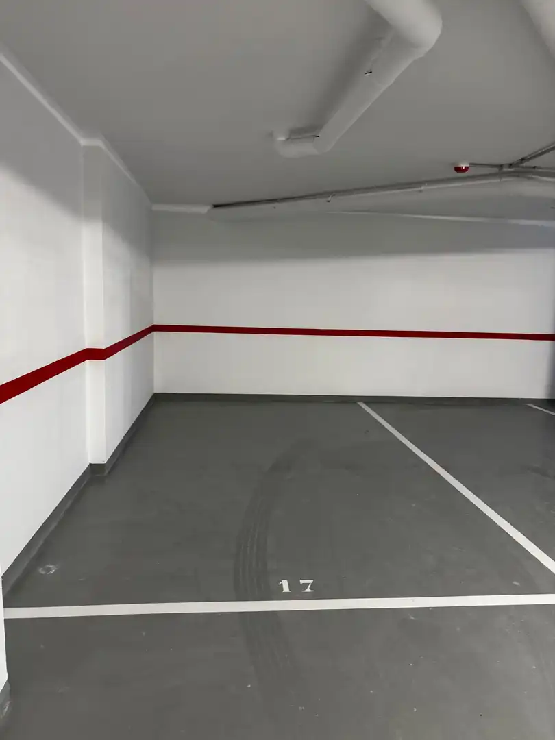 Parking de Piso en venta en Castellón de la Plana / Castelló de la Plana con Aire acondicionado y Piscina comunitaria