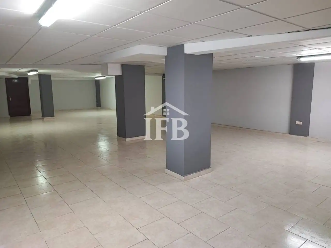 Local comercial en venta en Avenida Augusto Vázquez, imagen 9