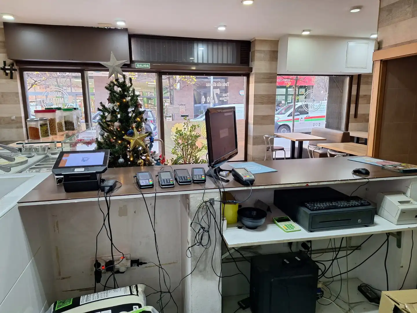 Local comercial en traspaso en La Gavarra, imagen 15