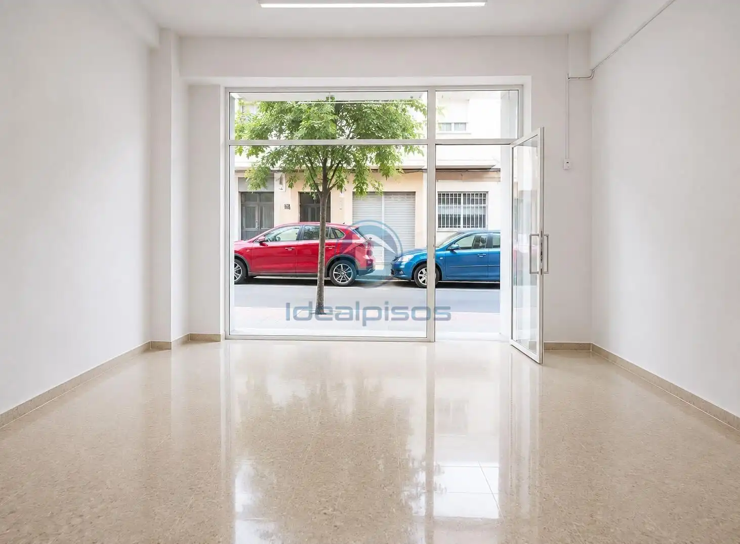 Local en venta en Alicante / Alacant