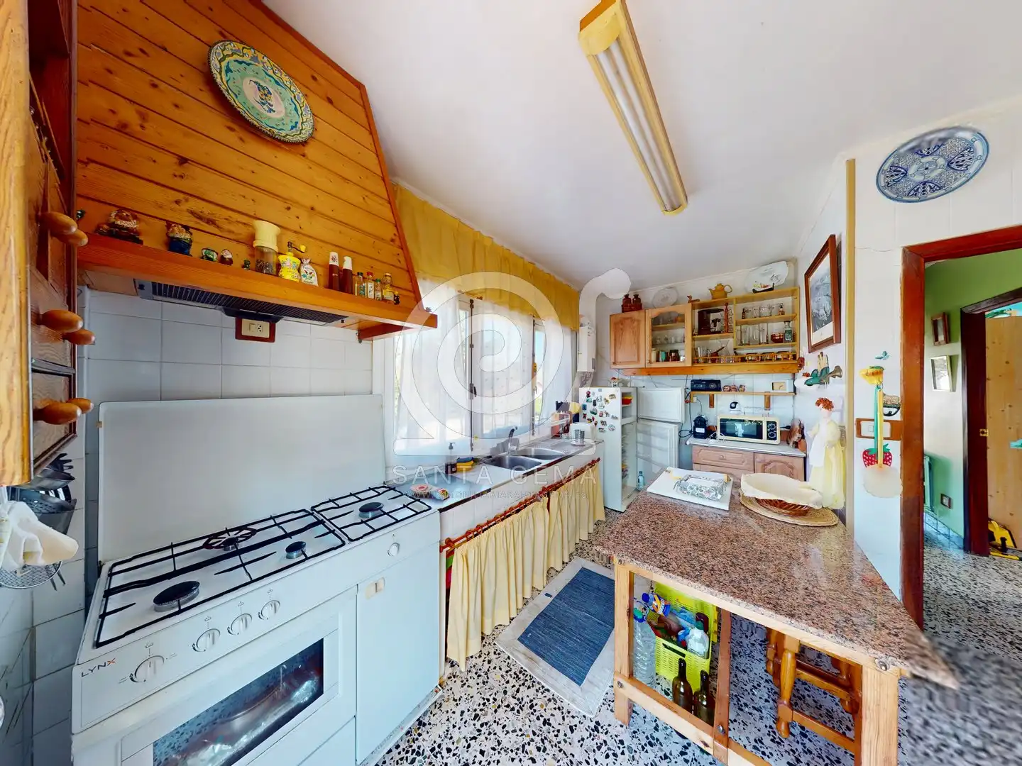 Cocina de Casa o chalet en venta en Cambre  con Jardín privado, Trastero y Amueblado