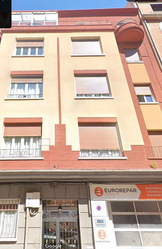 Exterior view of Flat for sale in Burgos Capital  with Heating, Terrace and Furnished