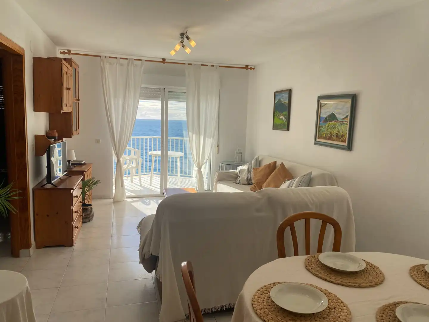 Wohnzimmer von Wohnungen zur Miete in Almuñécar mit Klimaanlage, Heizung und Terrasse