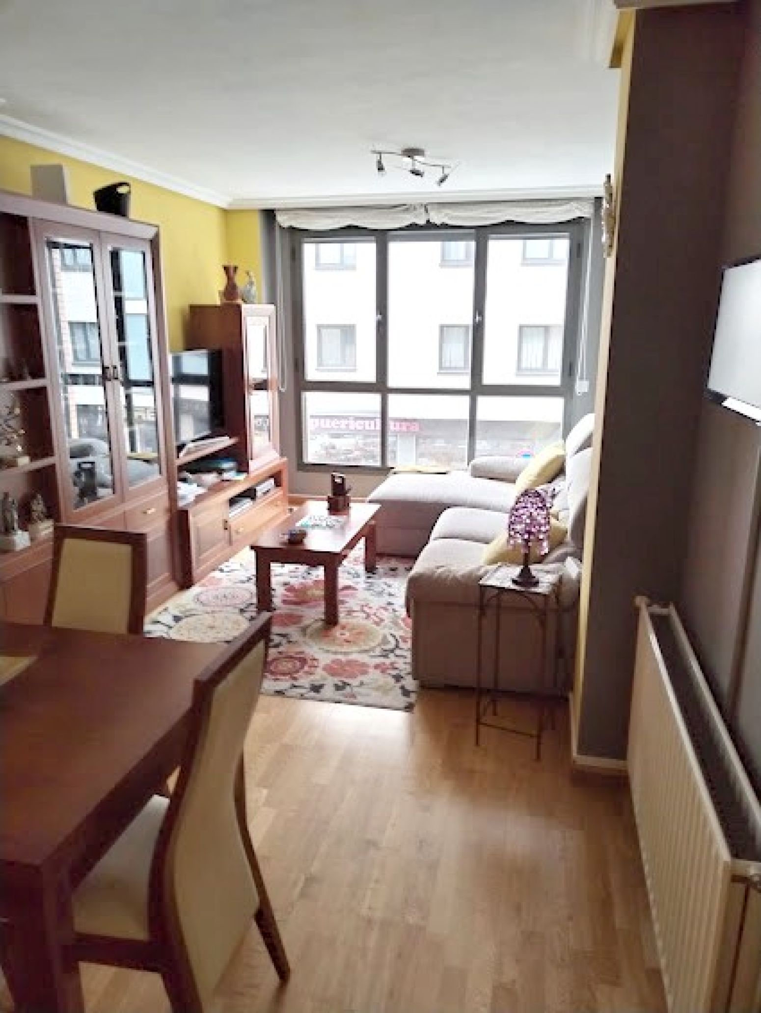 Flat to rent in Oviedo - CALLE MEJICO, HUCA - La Cadellada
