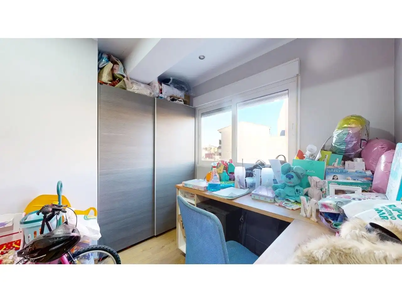 Bedroom of Flat for sale in Torrent  with Air Conditioner, Private garden and Balcony