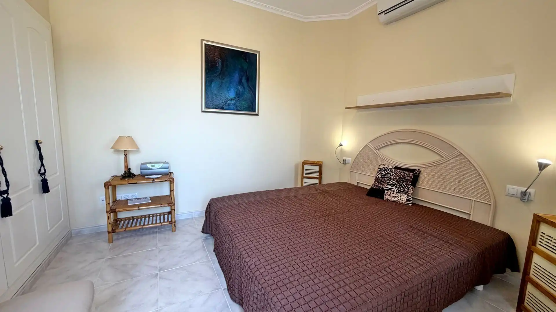 Habitación de Casa o chalet en venta en Orba con Aire acondicionado, Calefacción y Jardín privado