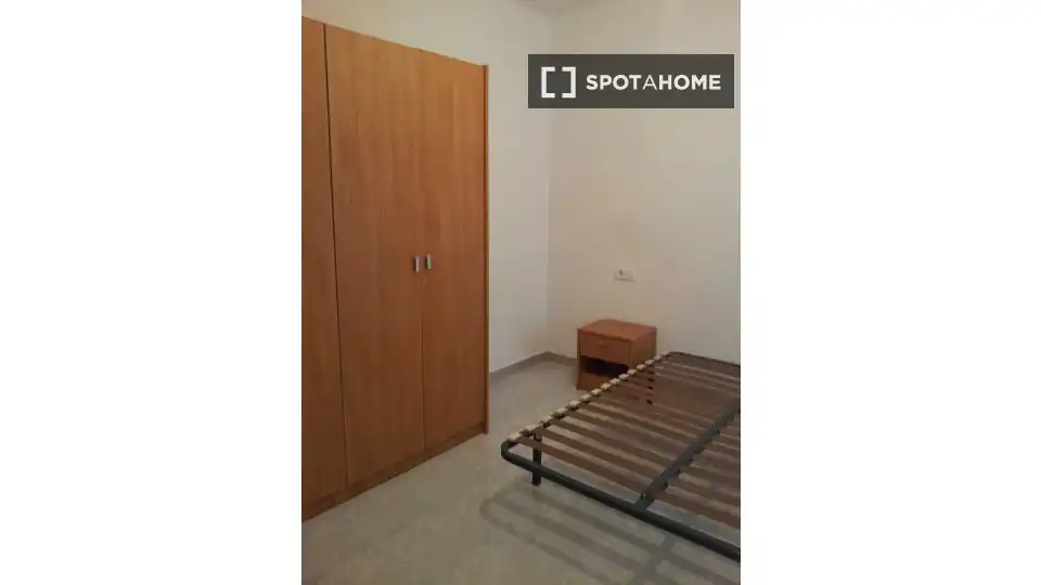 Bedroom of Flat for rent in Esplugues de Llobregat  with Air Conditioner, Heating and Furnished