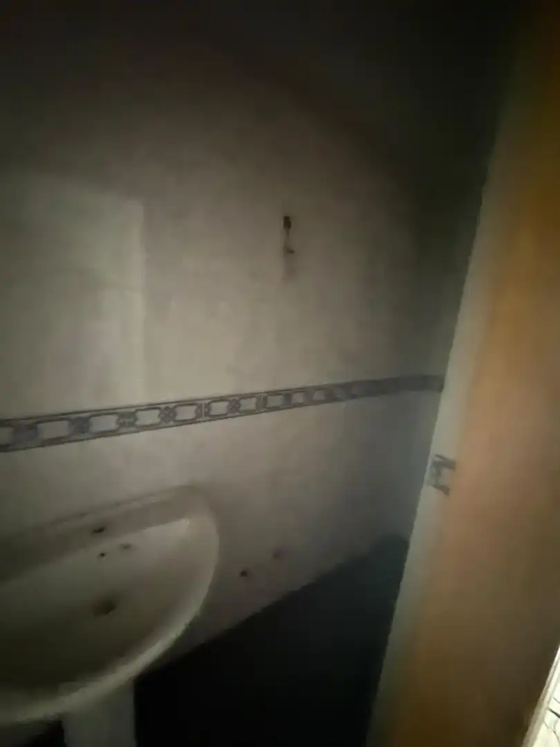 Bathroom of Houses for sale in Cabezón de Pisuerga, Valladolid