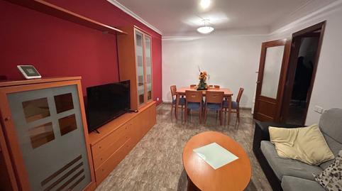 Foto 2 de Casa adosada en venda a La Plana, Esparreguera