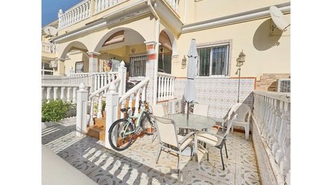 Foto 3 de Apartament en venda a Calle Licenciado Vidriera, 8-m, Aguas Nuevas, Torrevieja