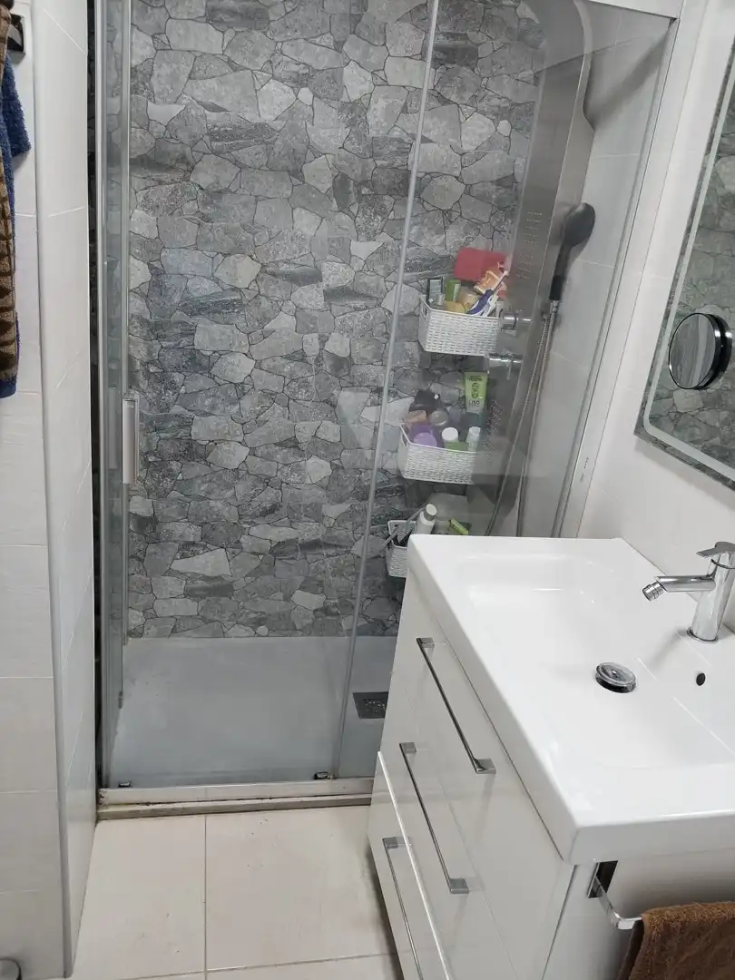Bathroom of Apartments for sale in Paiporta  with Furnished