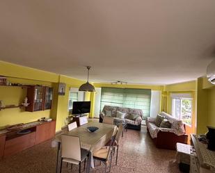 Sala d'estar de Casa o xalet de lloguer en Moncada amb Aire condicionat, Jardí privat i Terrassa