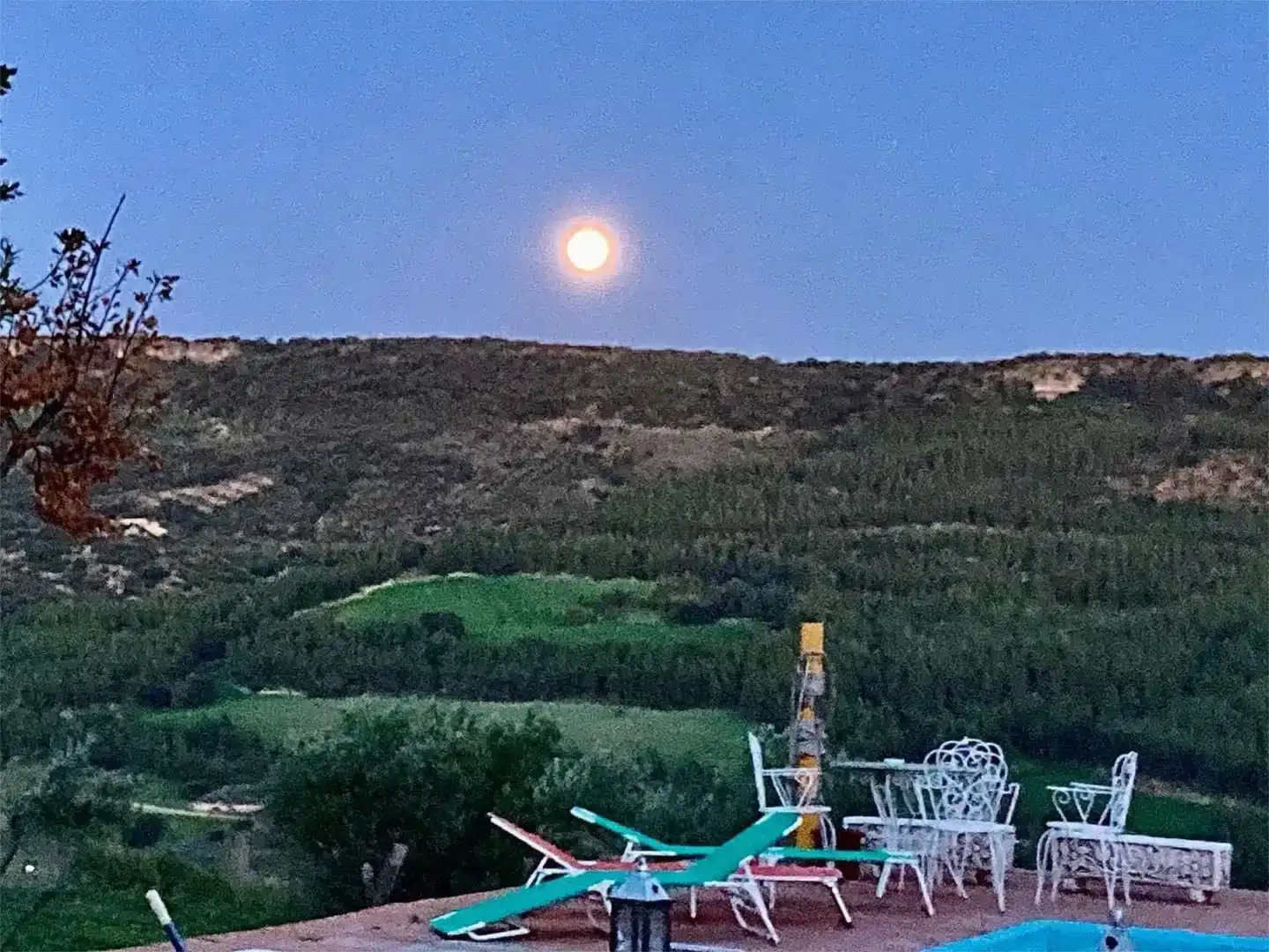 Vista exterior de Casa o chalet de alquiler en Ambite con Jardín privado, Trastero y Piscina