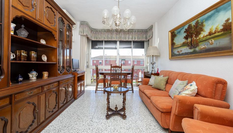 Photo 1 of Flat for sale in Avenida Cruz del Sur, Pajaritos, Granada
