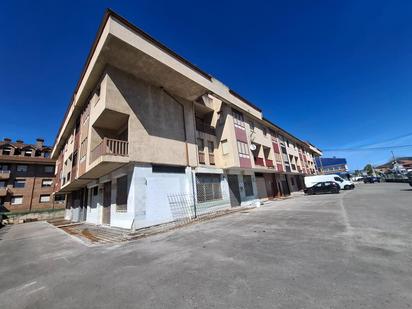 Vista exterior de Dúplex en venda en Bárcena de Cicero amb Calefacció, Terrassa i Traster
