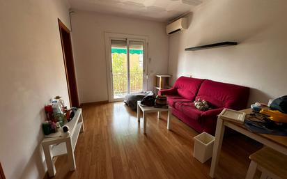 Living room of Flat for sale in L'Hospitalet de Llobregat  with Balcony