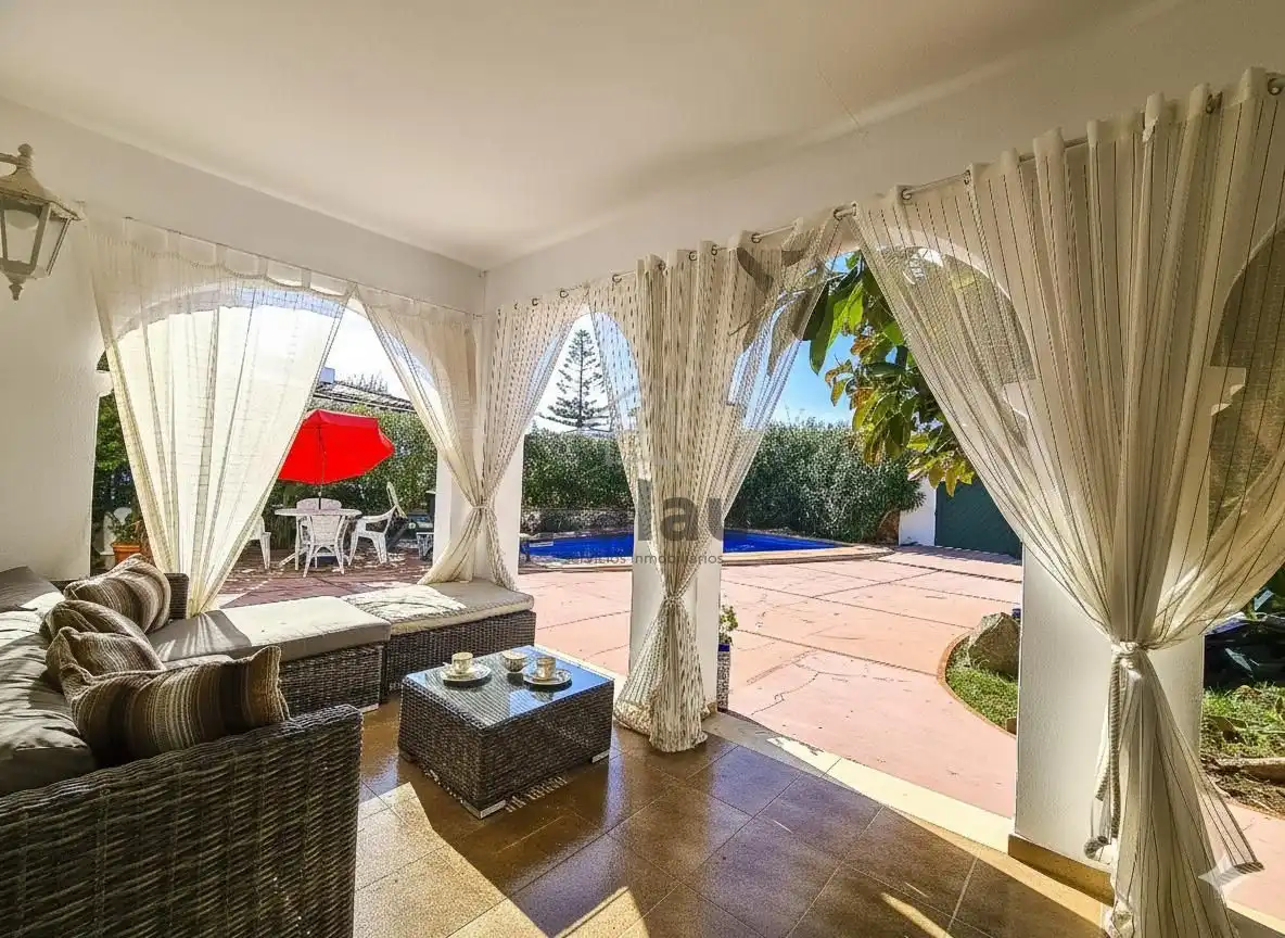 Casa amb piscina en venda a Cala Blanca, imagen 2