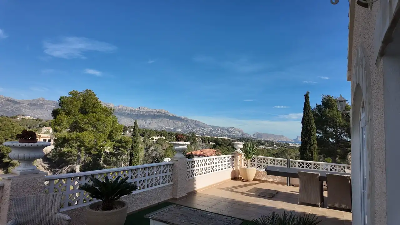 Jardín de Casa o chalet en venta en L'Alfàs del Pi con Aire acondicionado, Calefacción y Jardín privado