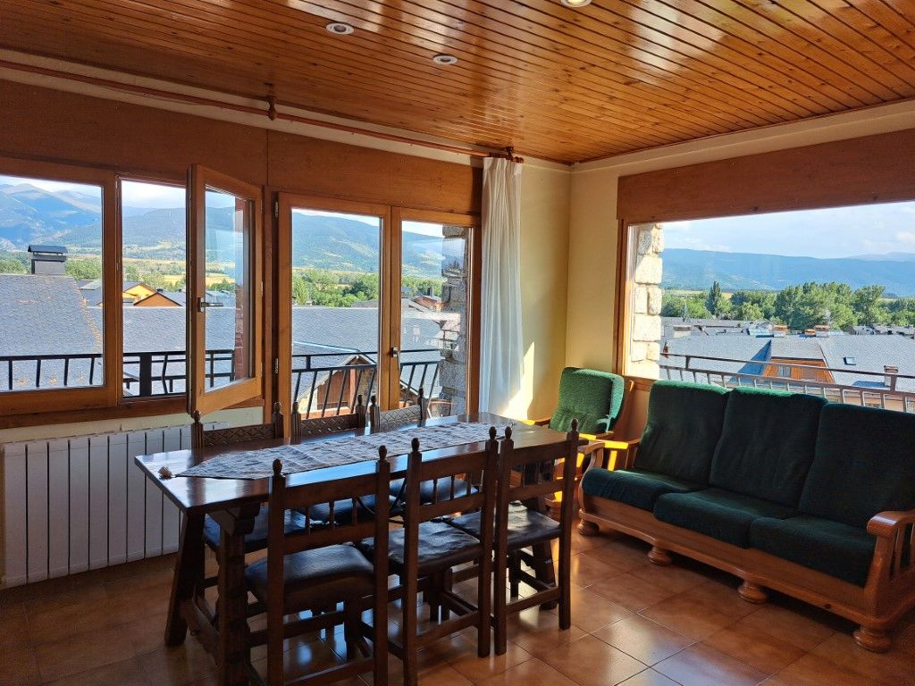 Dining room of Flat to rent in Llívia  with Heating, Parquet flooring and Storage room