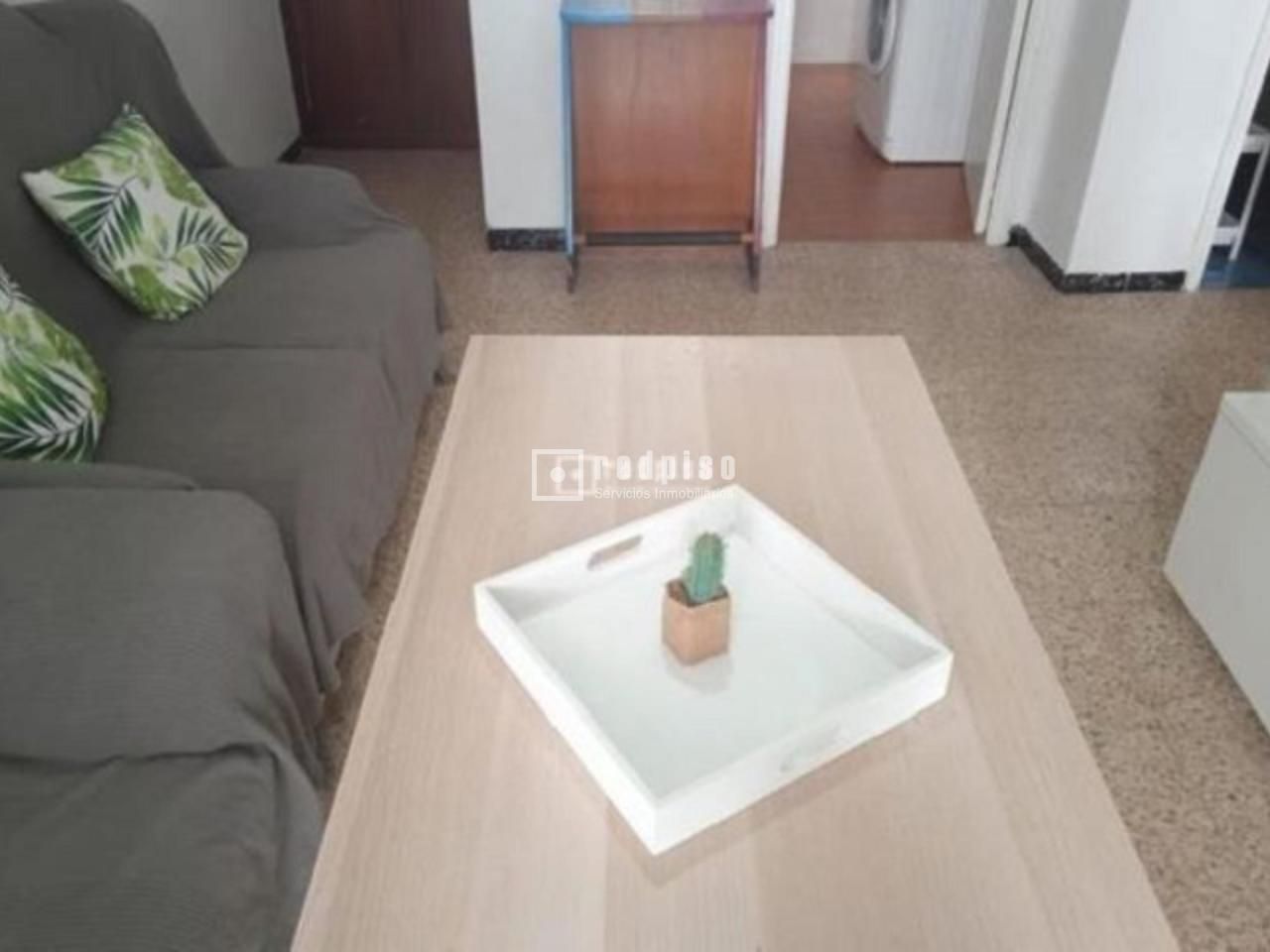 Bedroom of Flat to rent in  Sevilla Capital  with Air Conditioner, Terrace and Furnished
