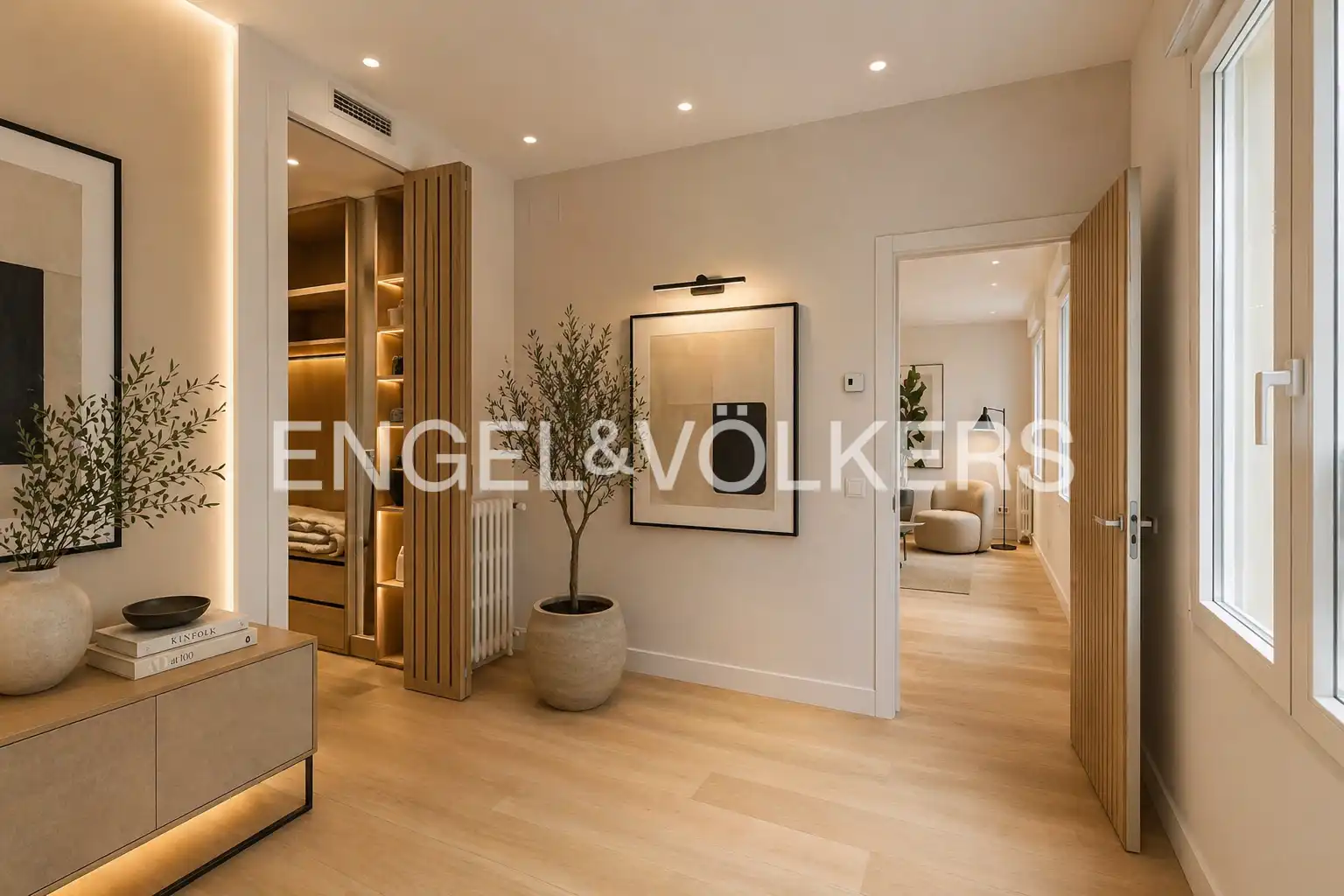 Flat for sale in  Madrid Capital  with Air Conditioner and Heating