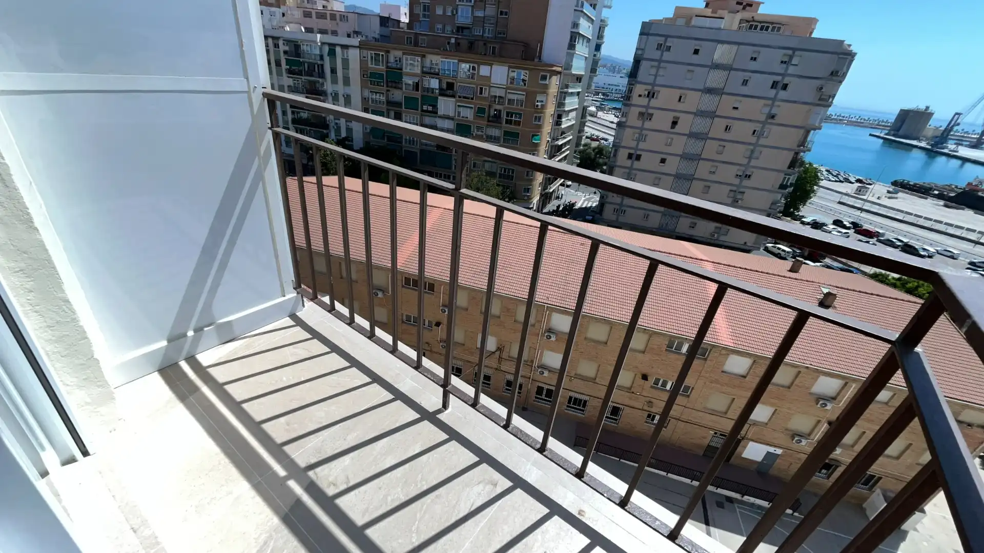 Piso con ascensor en venta en Avenida del Comandante Benítez, imagen 35