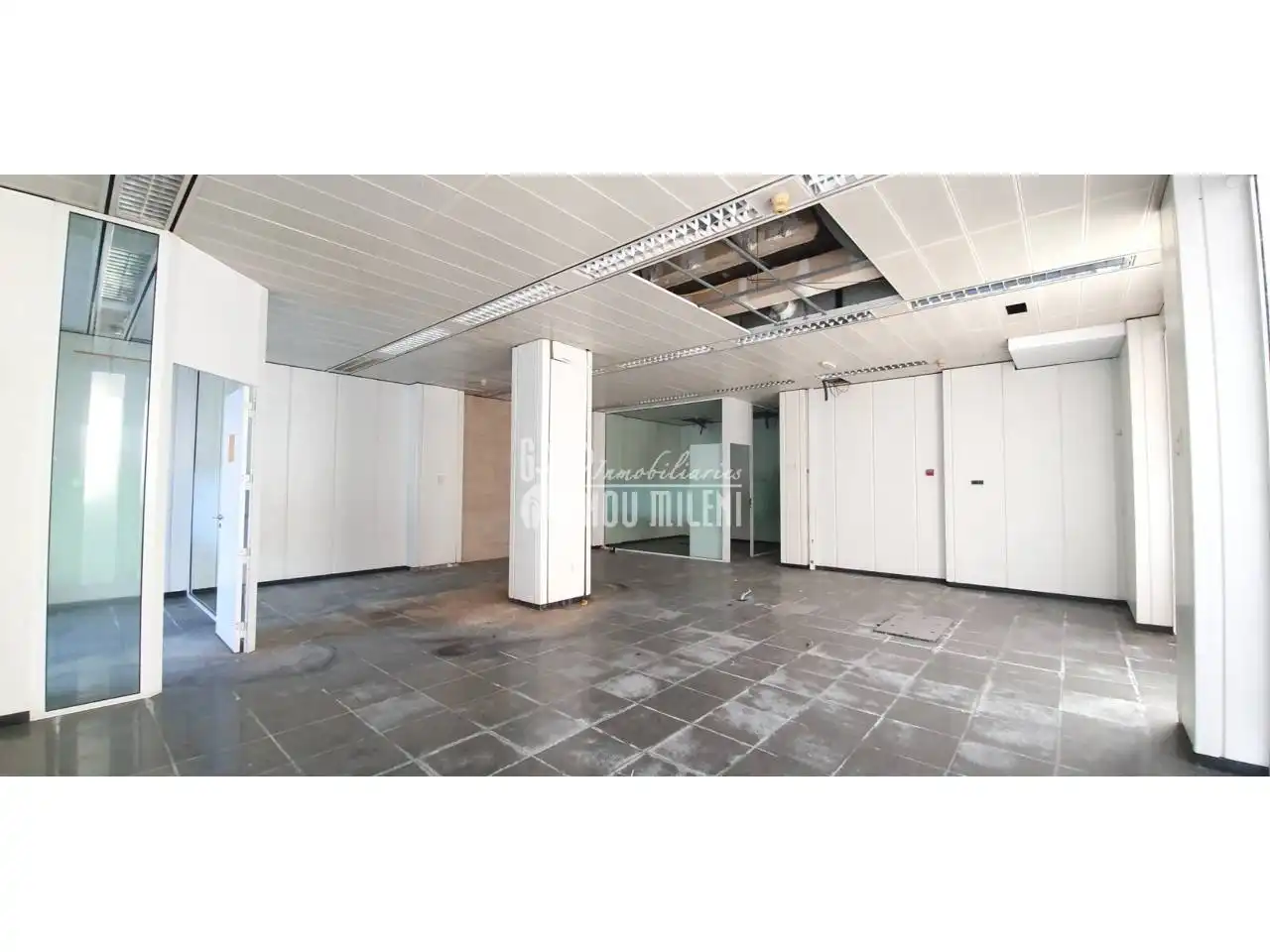 Local commercial à vendre à Avenida  Llevant, imagen 4