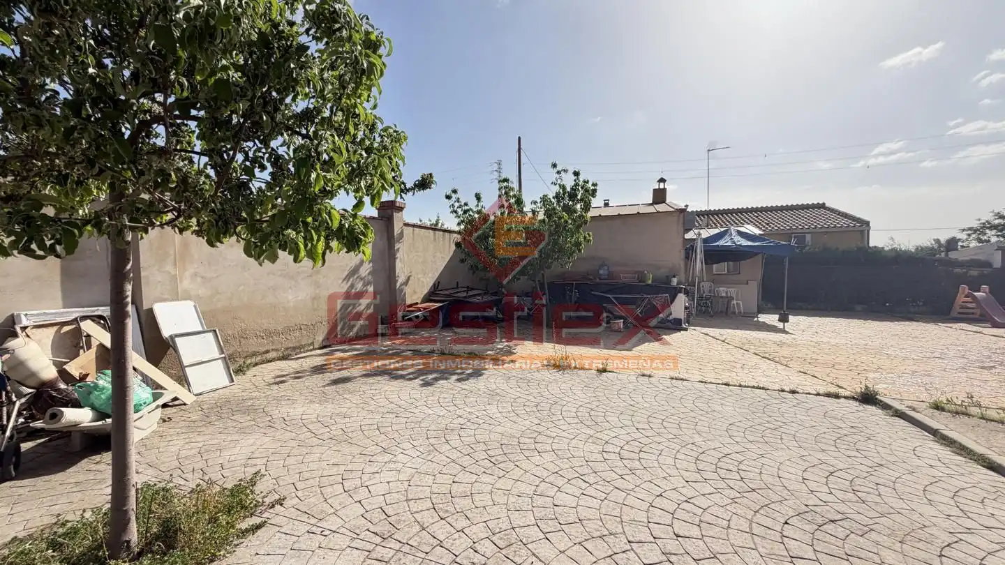 Haus oder Chalet zum Verkauf in Almendralejo