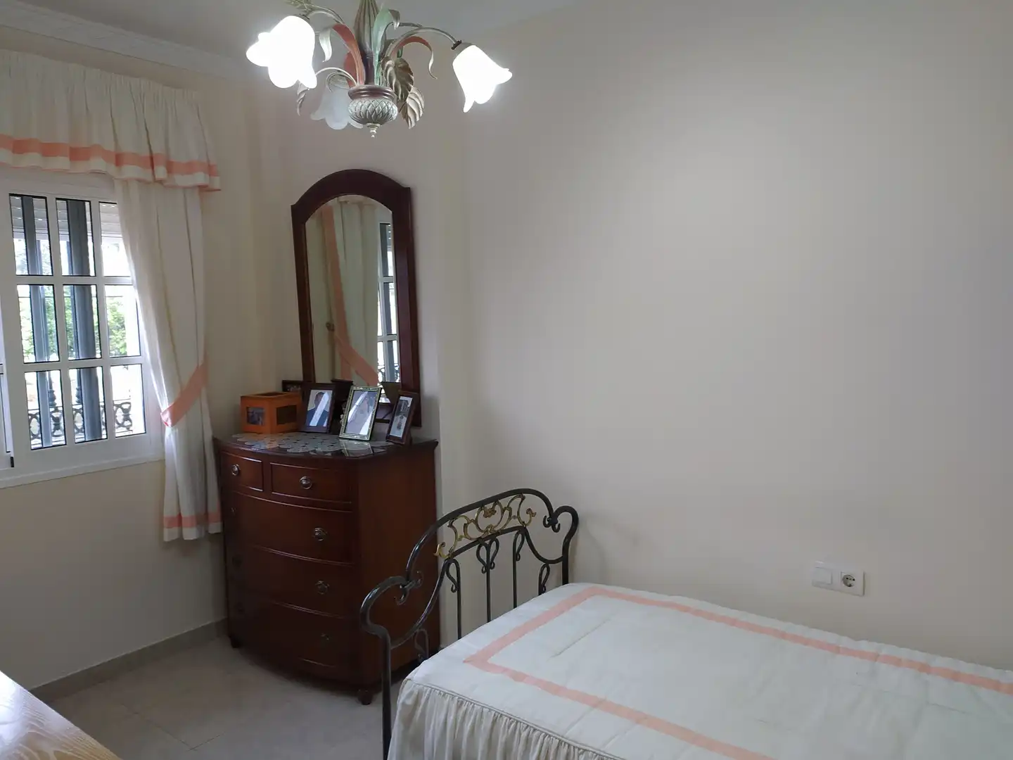 Habitación de Casa adosada en venta en San Fernando con Aire acondicionado y Terraza