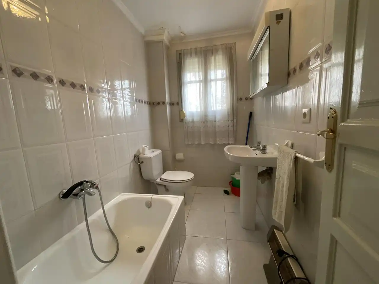 Badezimmer von Wohnung zum Verkauf in Santo Domingo de la Calzada mit Möbliert