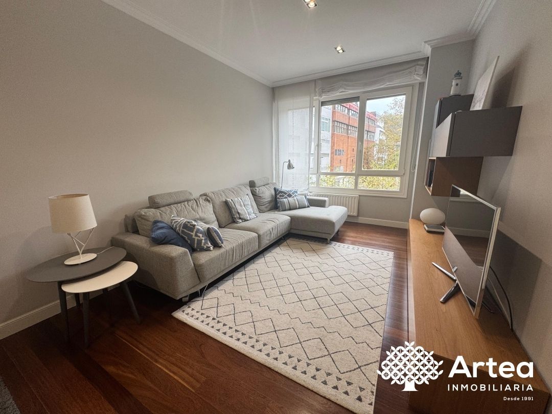 Living room of Flat for sale in Bilbao   with Heating and Storage room