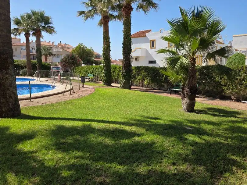 Jardí de Pis en venda en  Almería Capital amb Terrassa