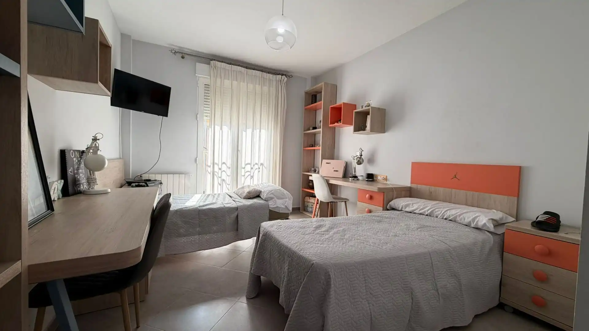 Schlafzimmer von Einfamilien-Reihenhaus zum Verkauf in Villanueva de Castellón mit Klimaanlage und Abstellraum