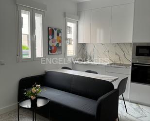 Living room of Apartment to rent in  Madrid Capital  with Air Conditioner and Heating