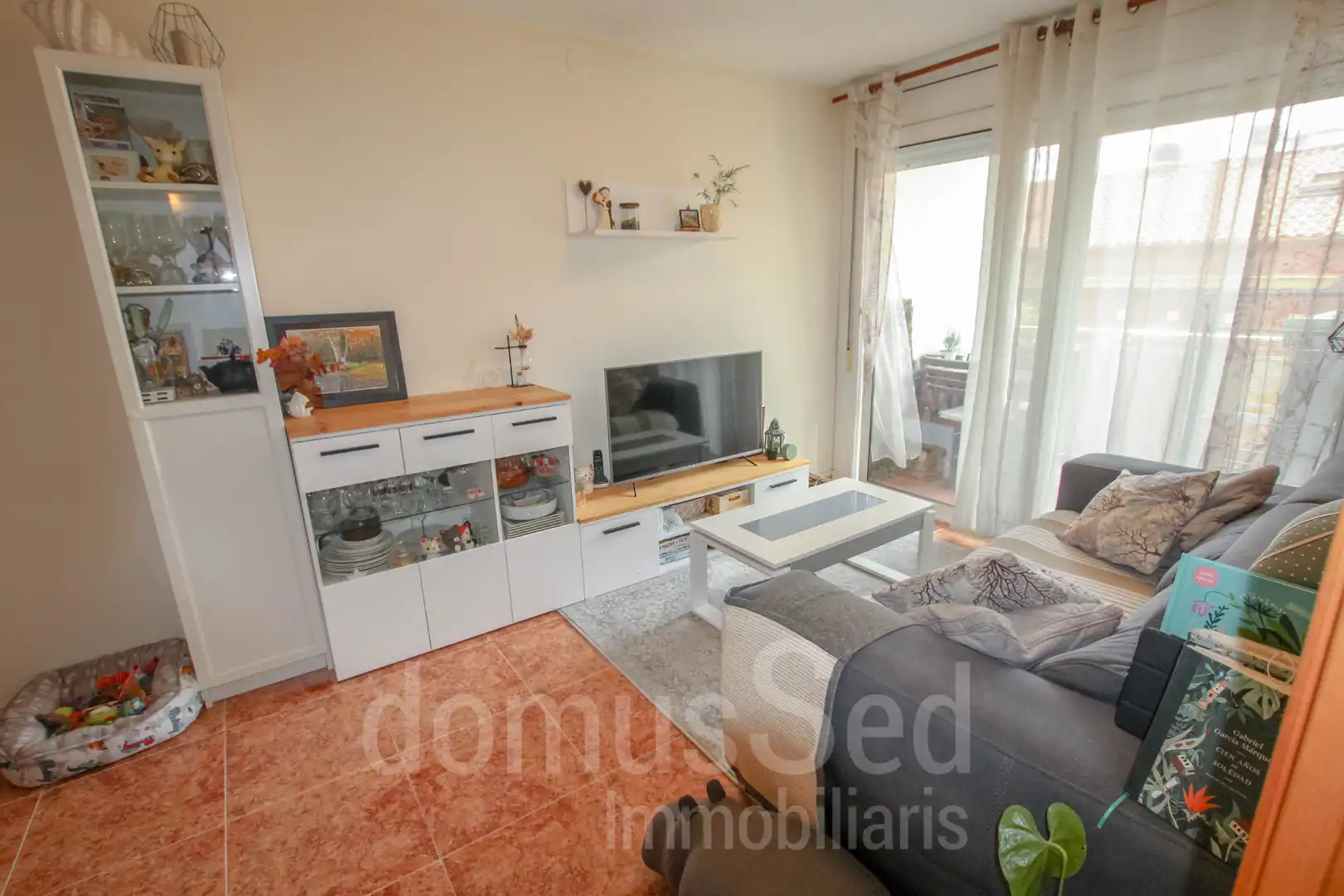Living room of Flat for rent in El Masnou  with Air Conditioner, Heating and Terrace