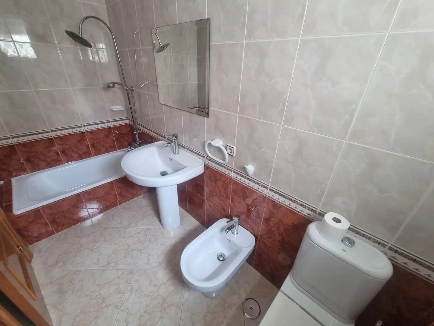 Baño de Casa o chalet en venta en Aljaraque con Jardín privado, Terraza y Trastero