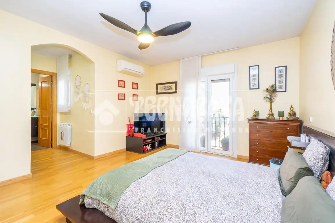 Schlafzimmer von Wohnung zum Verkauf in Colmenar Viejo mit Klimaanlage, Heizung und Balkon