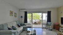 Dormitori de Apartament en venda en Mijas amb Aire condicionat, Terrassa i Piscina