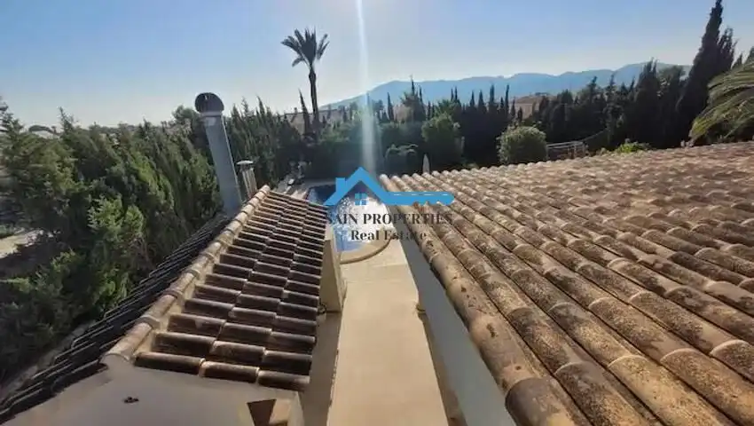 Exterior view of Houses for sale in L'Alfàs del Pi  with Air Conditioner, Heating and Private garden