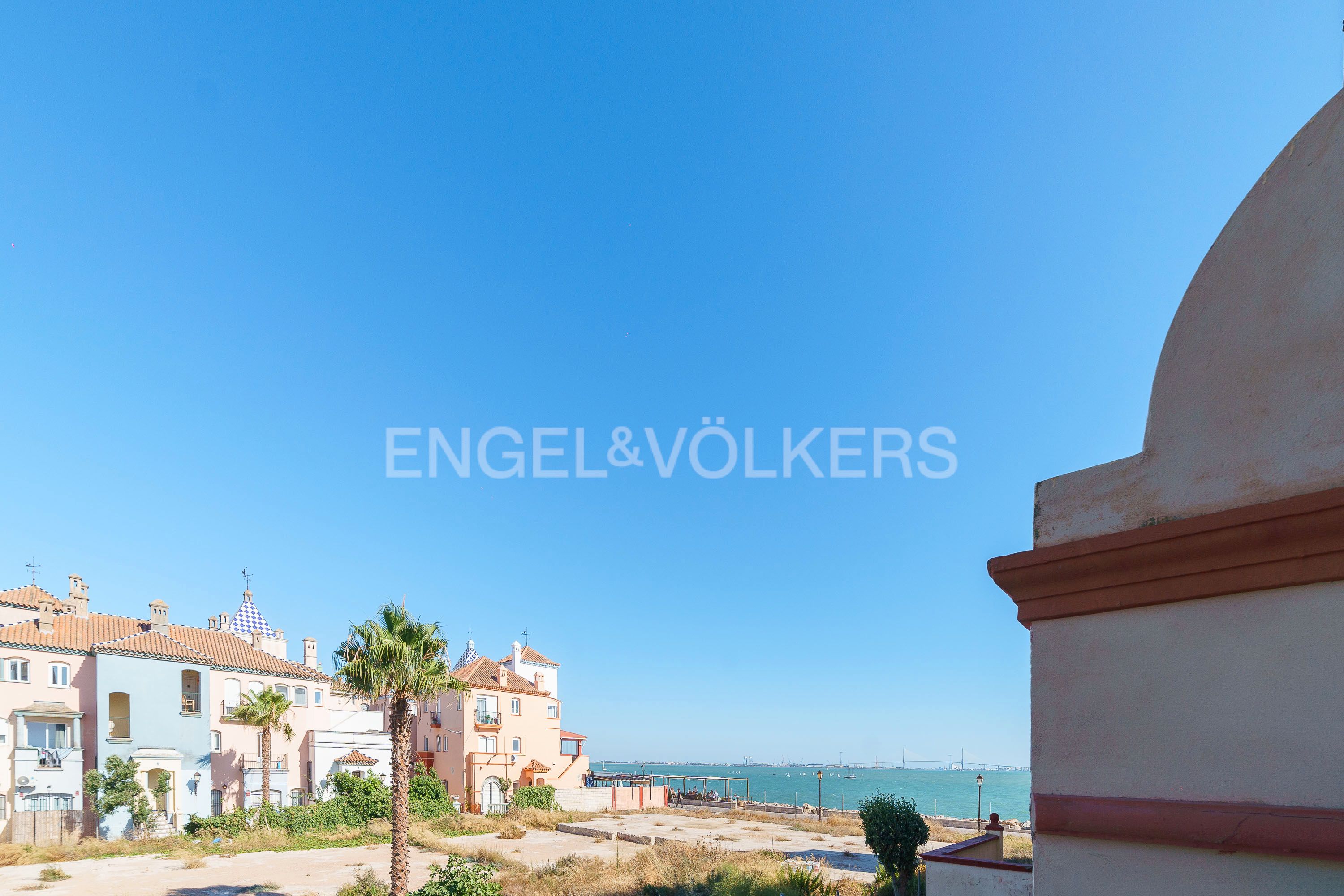 Apartment to rent in El Puerto de Santa María  with Heating, Terrace and Balcony