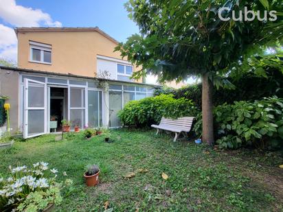 Garden of House or chalet for sale in Olot  with Air Conditioner, Heating and Storage room